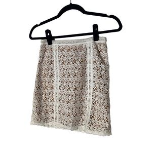 Kendall & Kylie white/nude crochet lace skirt